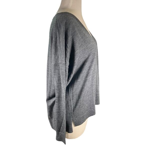 J.Crew 100% Merino Wool V-Neck Sweater – Gray – Size Small Vintage Fall Winter - Picture 4 of 10